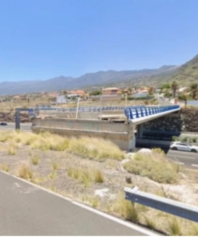Puente sin acabar